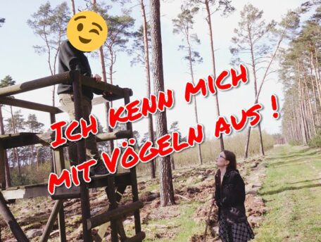 TinyEmily: Mit VÖGELN kenn ich mich aus ;)  ! Auf dem Hochsitz