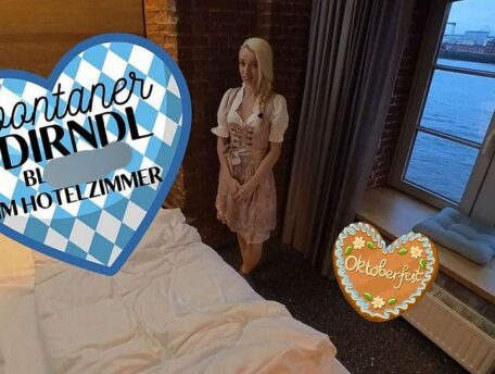 CremeDeLaCreme93: Spontaner Dirndl im Hotelzimmer