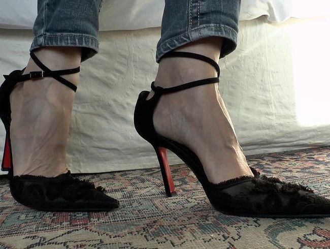 ValenteVictoriaLady: High Heels Jeansbeine, Heelsfüße