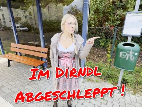 ViviVallentine: Im Dirndl abgeschleppt! Geht´s da zum Arsch…?